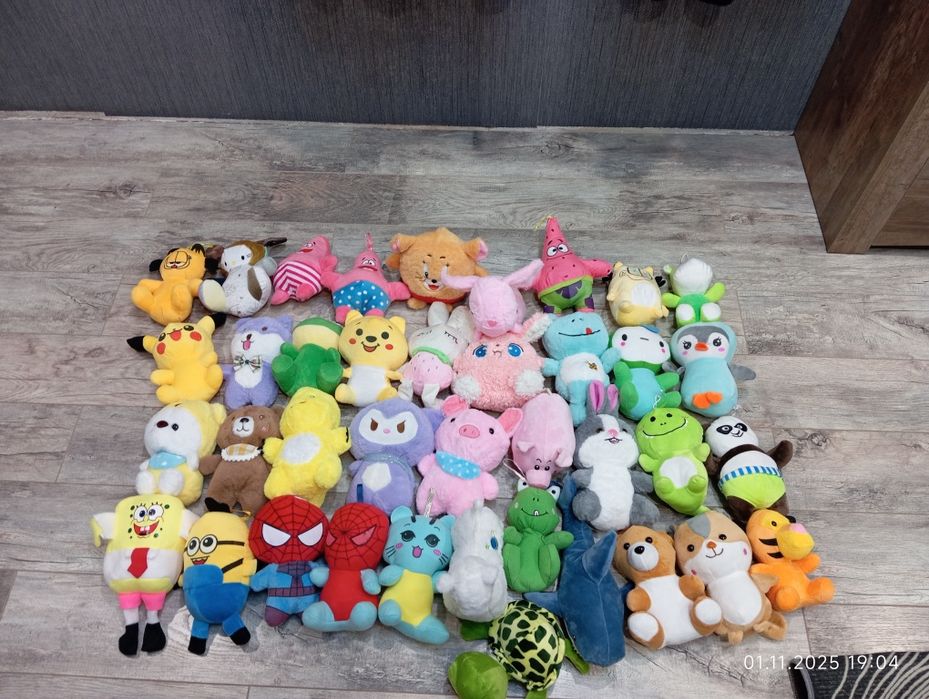 Продам игрушки за предложенную цену