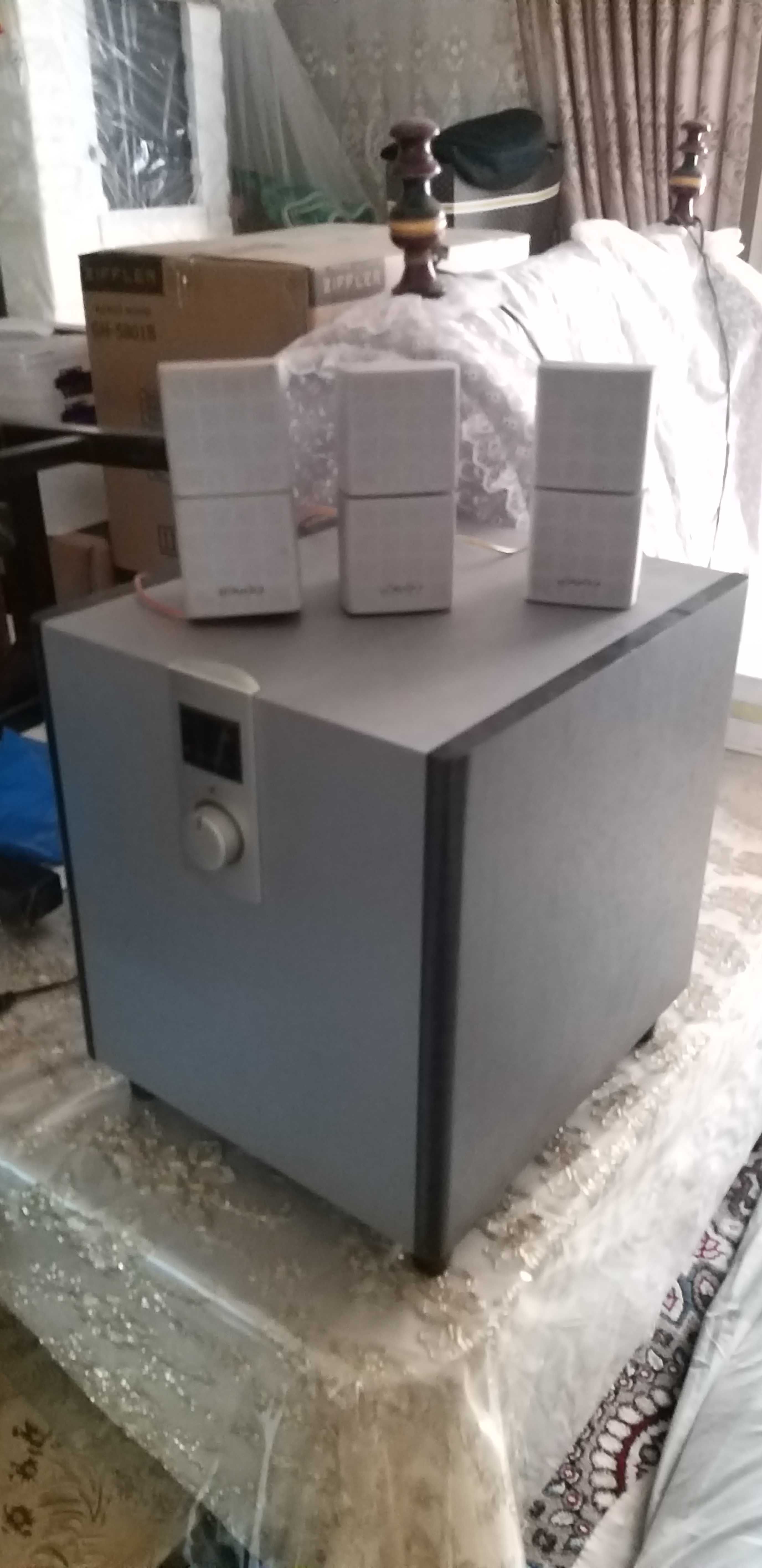 Microlab X10 5/1 kalonka soltiladi