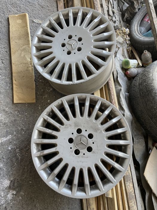 Продам 2 шт диски мерседес от 221 R19