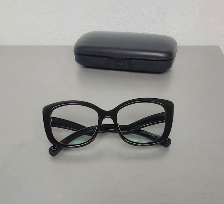 Ochelari Elizabeth and James