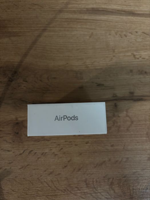 Слушалки Airpods 4