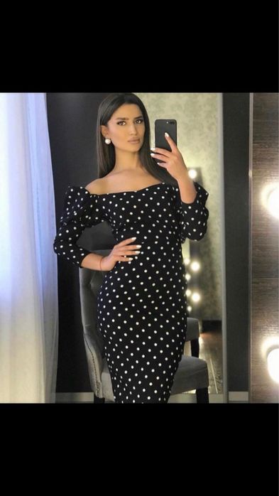 Платье в горошек