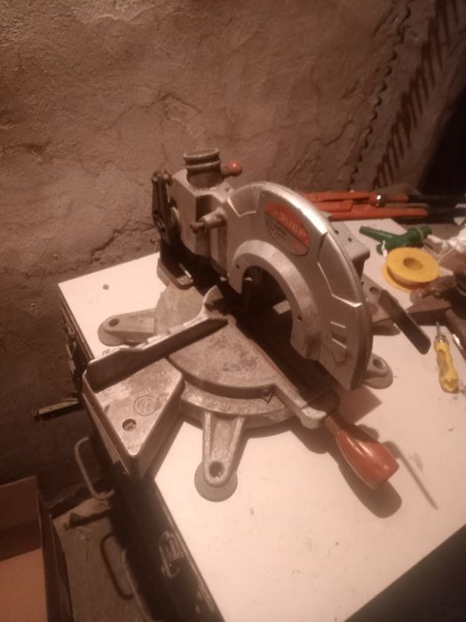 Продам станину от торцовки