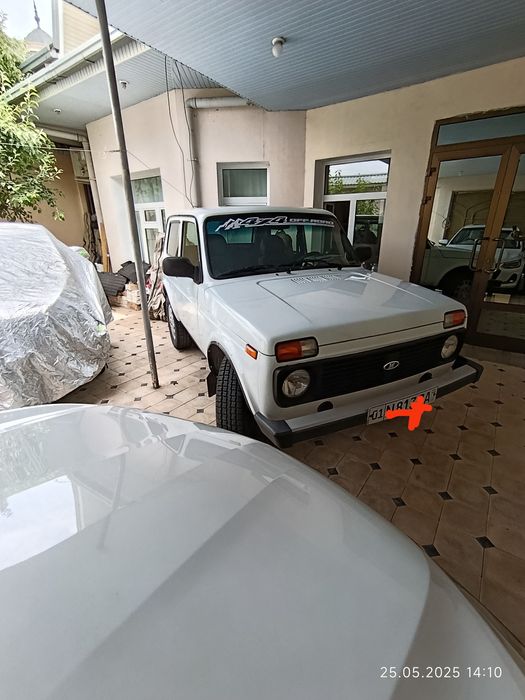 Продается нива ваз 2121