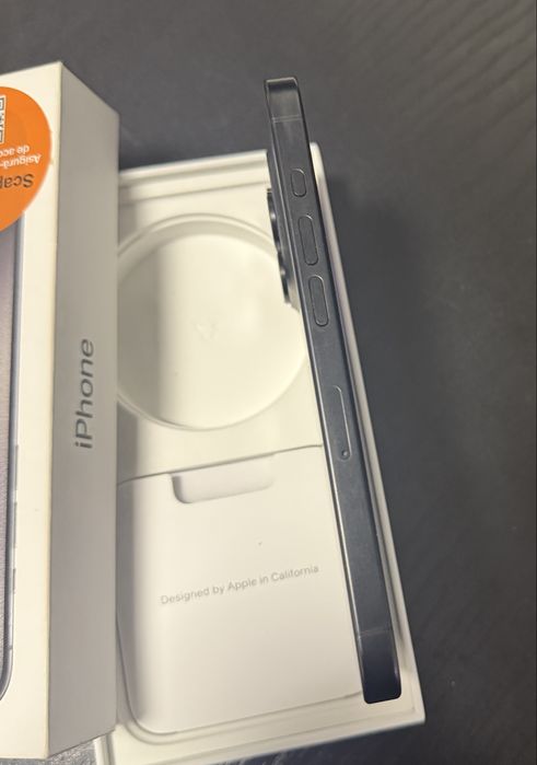 iPhone 15 Pro Negru 1tb neverlock impecabil folie baterie 92%