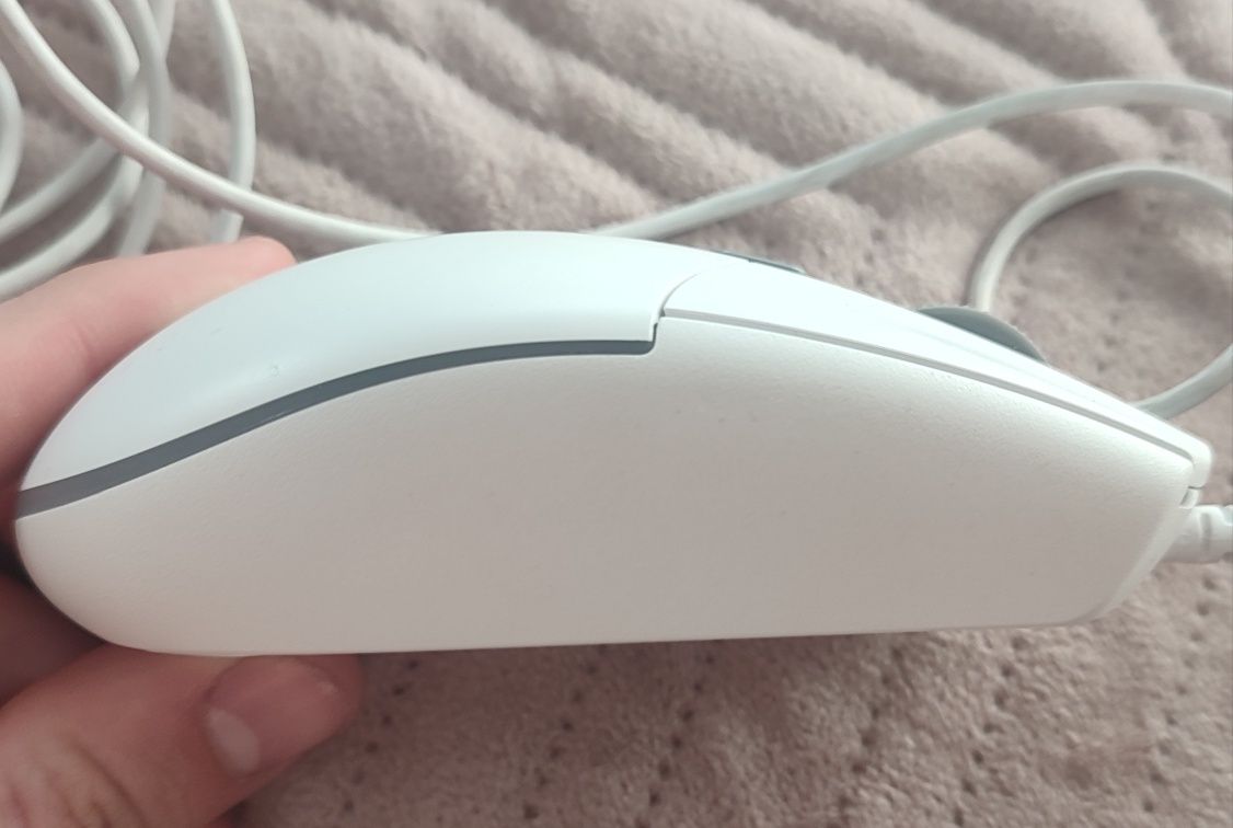 Мышь Logitech g102