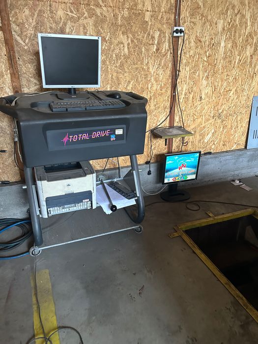 Aparat de geometrie roți