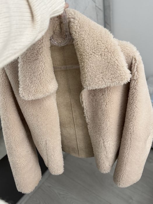 Яке,марка Манго,чисто ново,двулицево ,размер М