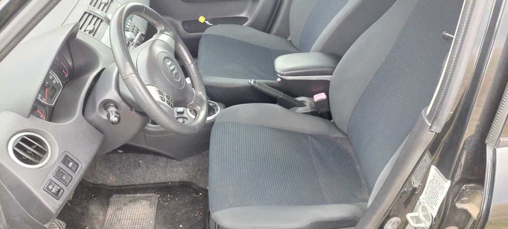 Продавам Suzuki Swift 1,3i Газ-бензин 93000 км.