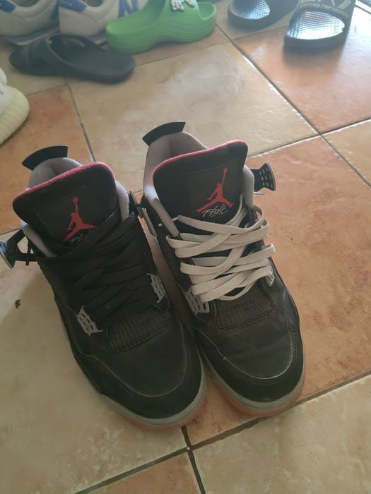 jordan 4 bred mărimea 43