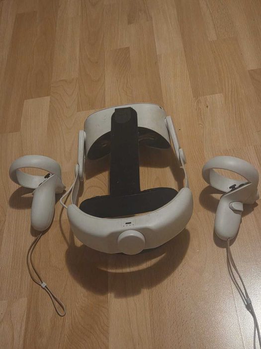 Ochelari VR Oculus Quest 2 – 64GB + Baterie Externă Premium (400 lei)