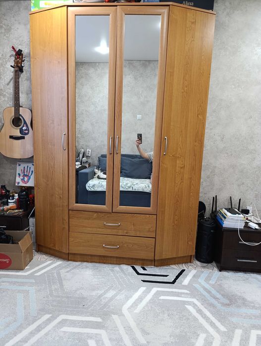 Срочно Продам шкаф
