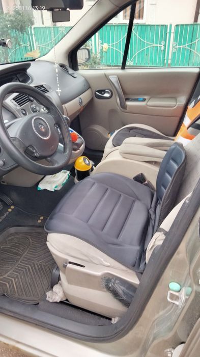 Vînd Renault Grand Scenic...Motor Dizel 1,5...2008.…1000euro neg.