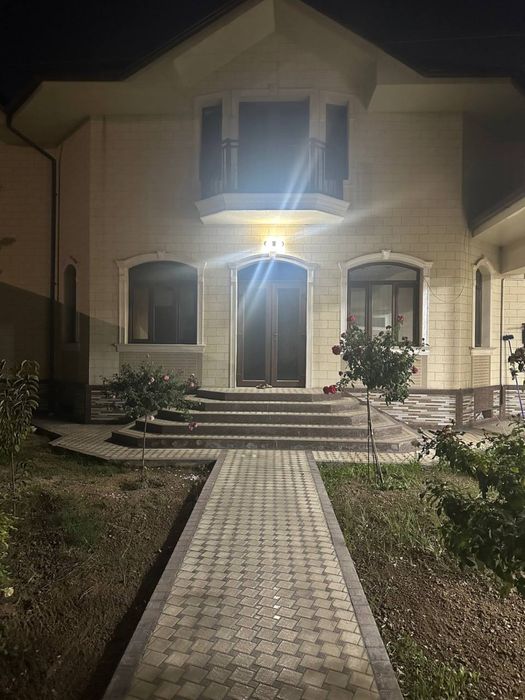 Дом Алчазар 4 сотки  350000&