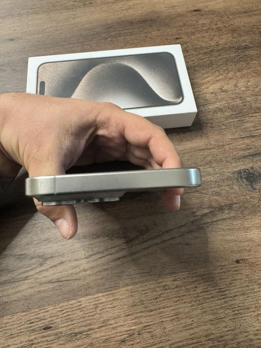 iPhone 15 Pro Max-256GB Natural Titanium