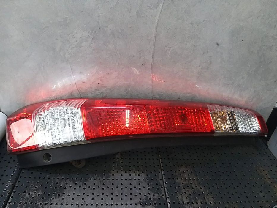 Stop tripla lampa stanga honda cr v 2 rd 2vp23803801