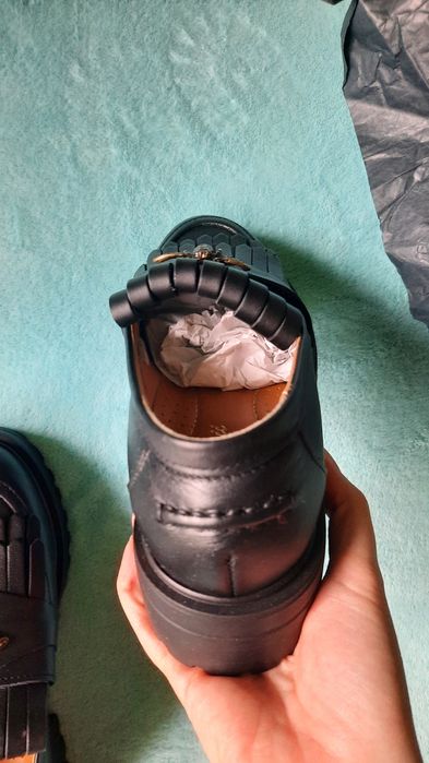 Pantofi piele, noi, model albina, marimea 34/35