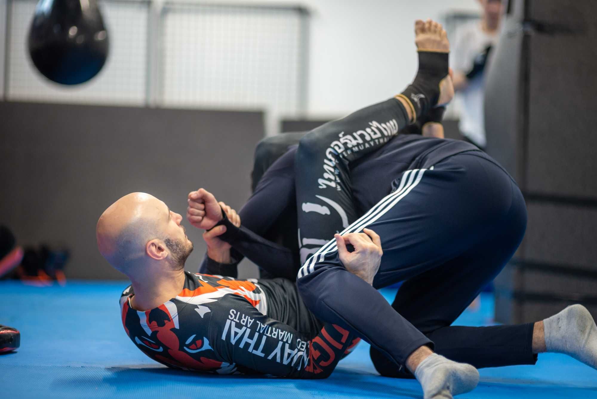 Antrenamente Kickbox Muay Thai Kempo Wu Shu K-1 MMA Bjj Berceni metrou