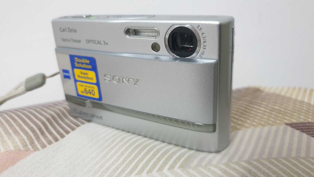 Sony Cyber-shot DSC-T9