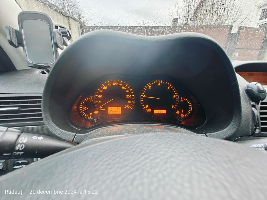 Toyota Avensis T25