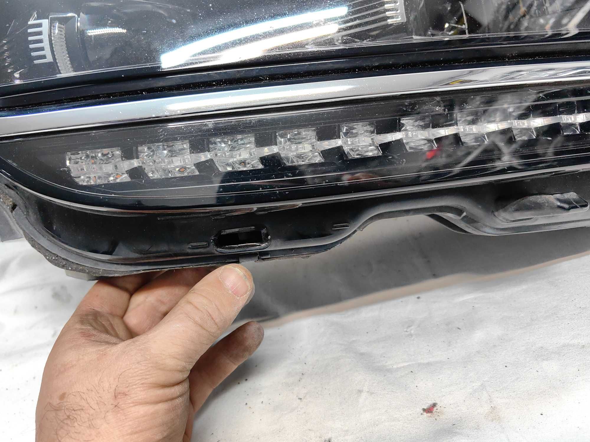 Оригинален фар Vw Tiguan Full Led
