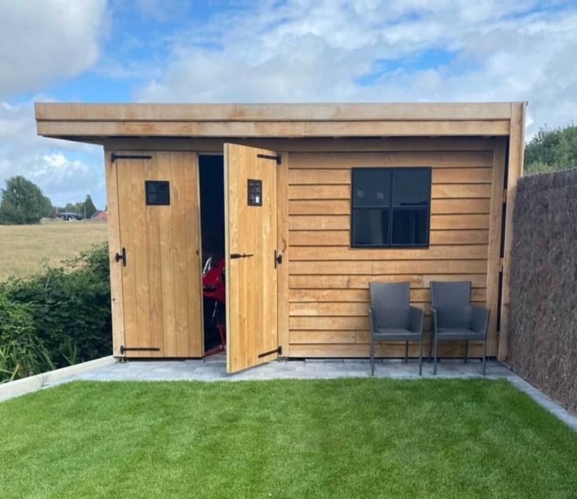 Vând magazie de depozitare