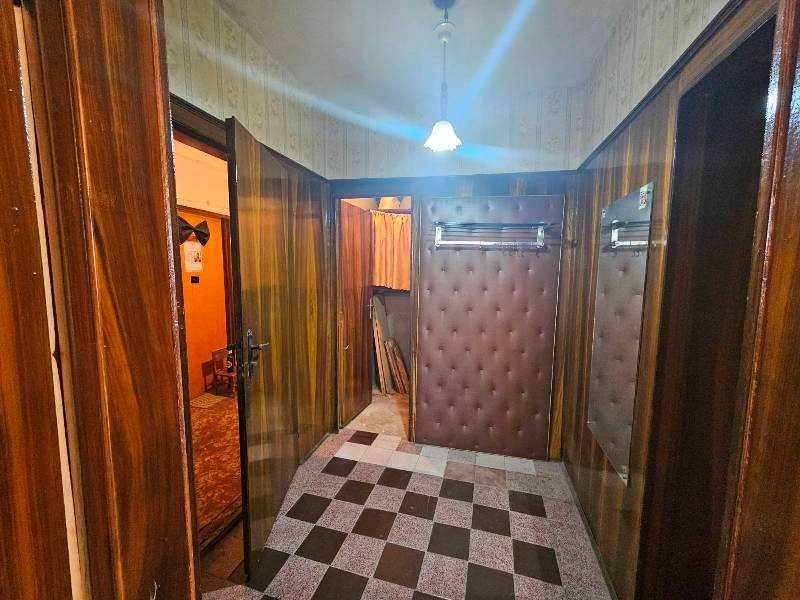 Продава се Тристаен апартамент в Благоевград, Освобождение - 75 кв.м за 694 €/кв.м - Снимка #3