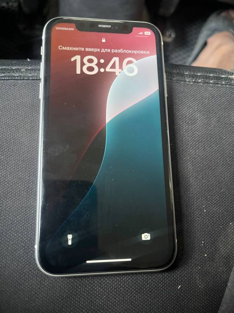 Iphone 11 white 64