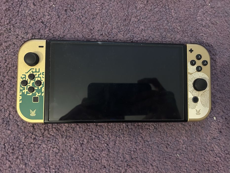 Nintendo Switch Oled Zelda Edition ca noua