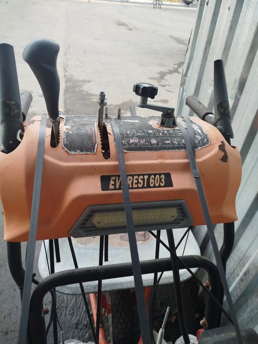 De vânzare freza de zapada