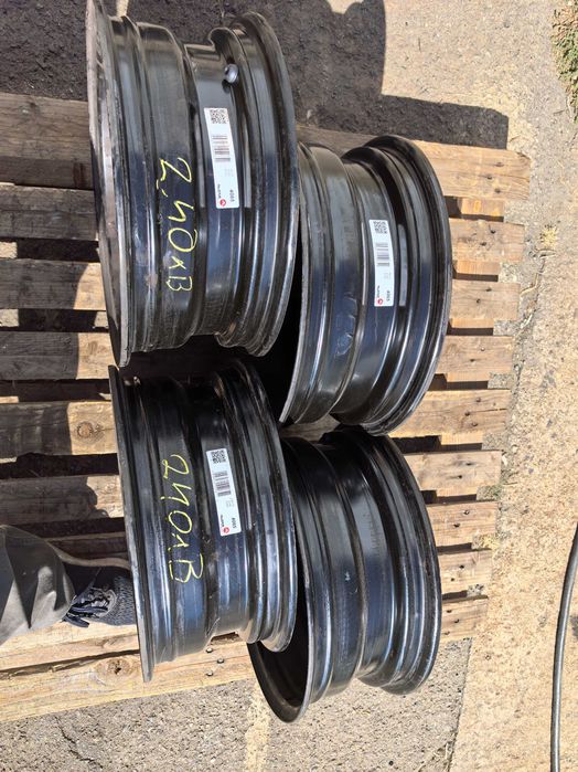 15 цола 4 х 100 мм Хюндай / Кия / Мазда / Тойота - 6 Инча / ЕТ 46