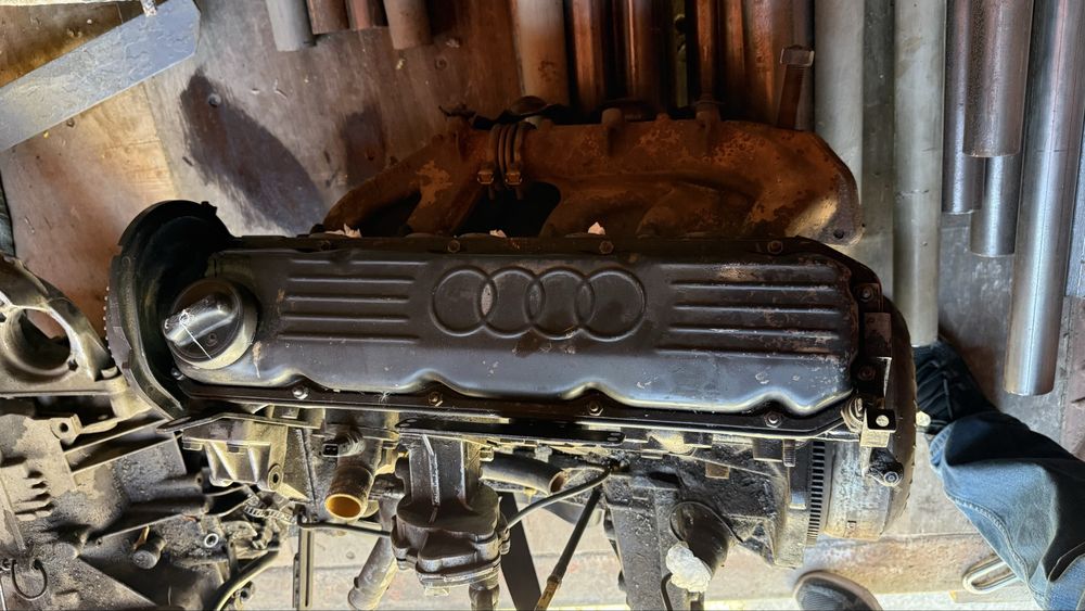 Мотор двигатель Audi 2,3 с АКПП