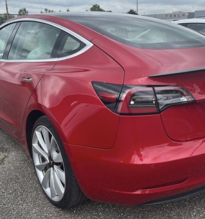 TESLA MODEL 3/Y Джанти с датчици и гуми