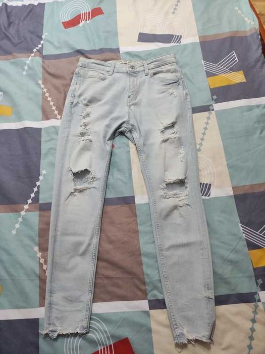 Blugi Turcoaz Pull&Bear