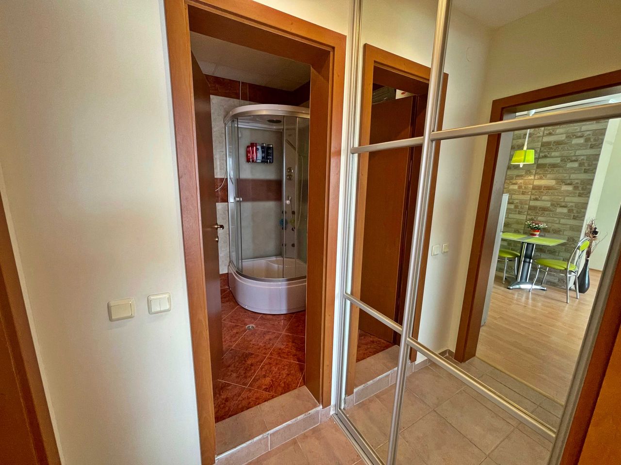 Продава се Двустаен апартамент в к.к. Слънчев бряг - 65 кв.м за 954 €/кв.м - Снимка #8