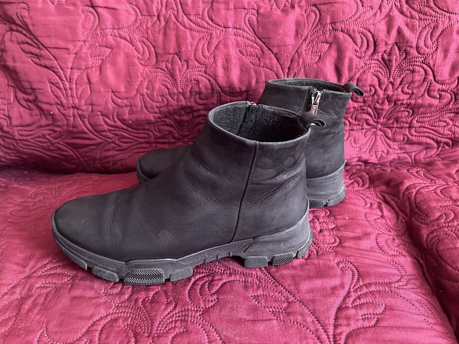 Дамски боти естествен набук, удобна подметка