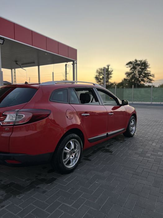 Vand urgent sau schimb renault megane 3