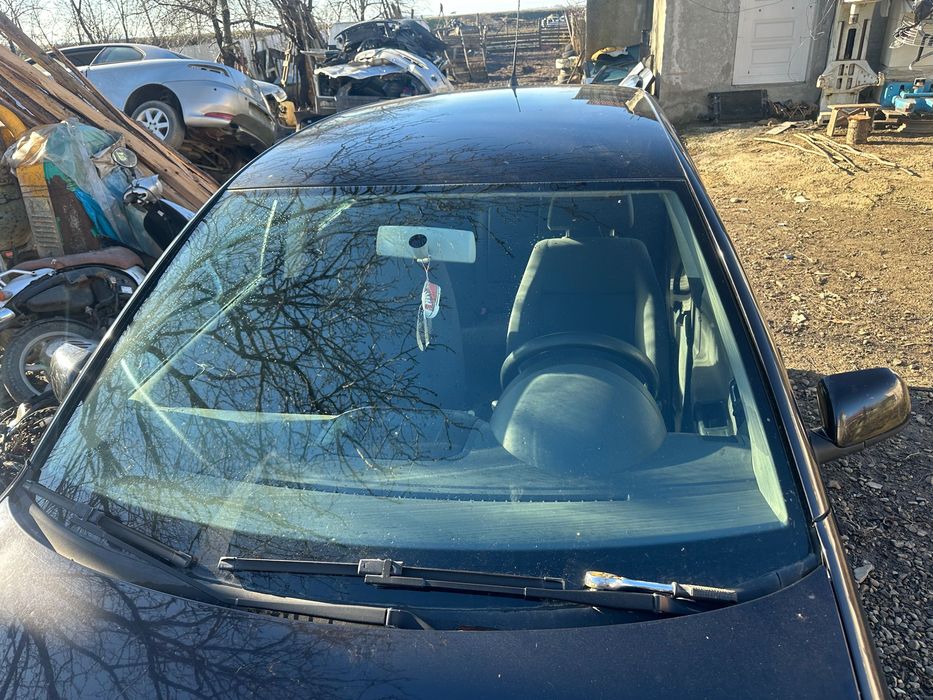 Dezmembrez volkswagen polo 1.4 tdi 2004 motor cutie capota tot