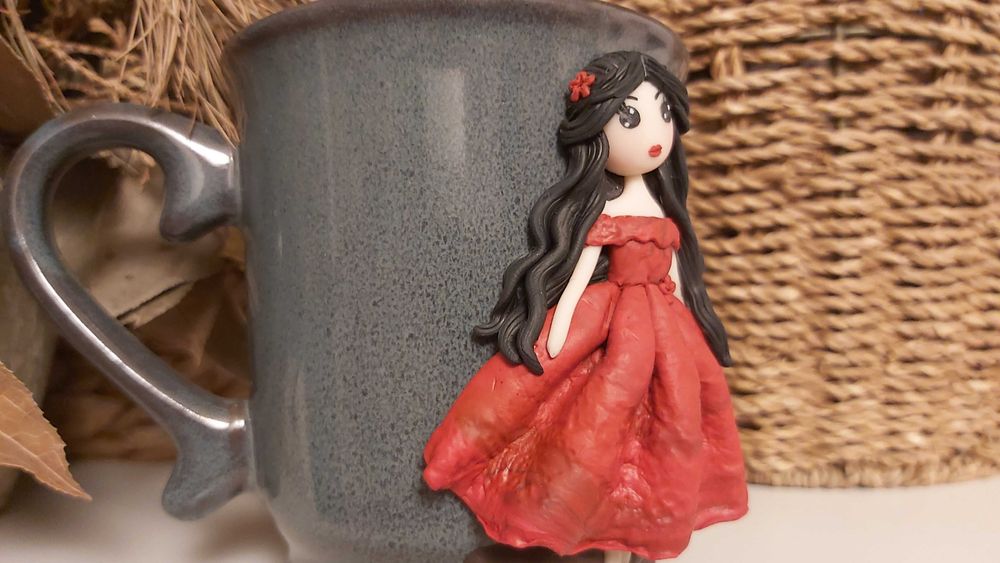 Cadou pentru sotie/iubita cana papusa handmade