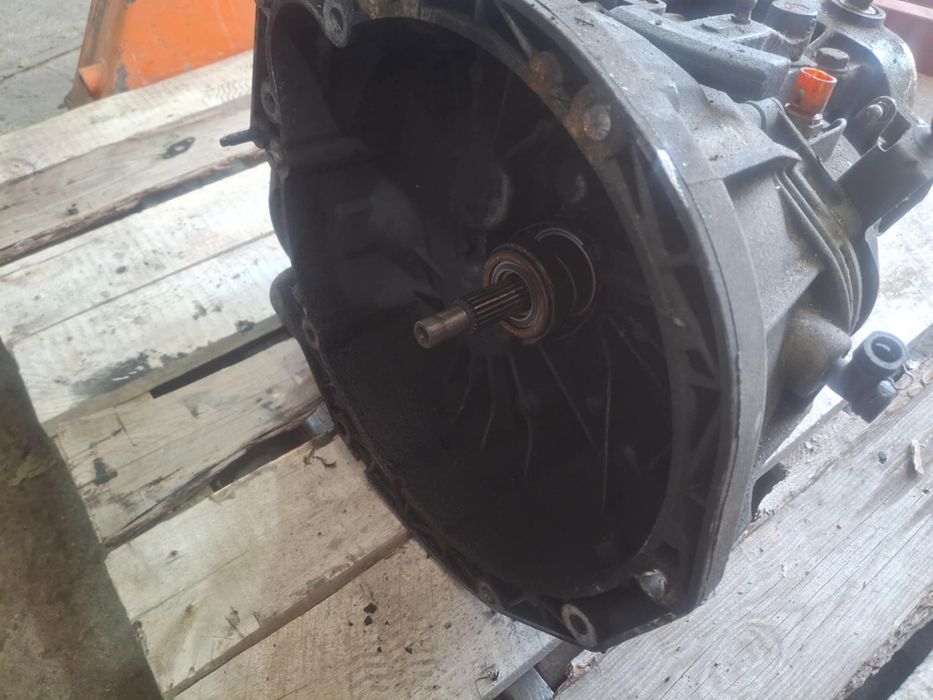 6 степенна скоростна кутия от рено трафик 1.9 дци