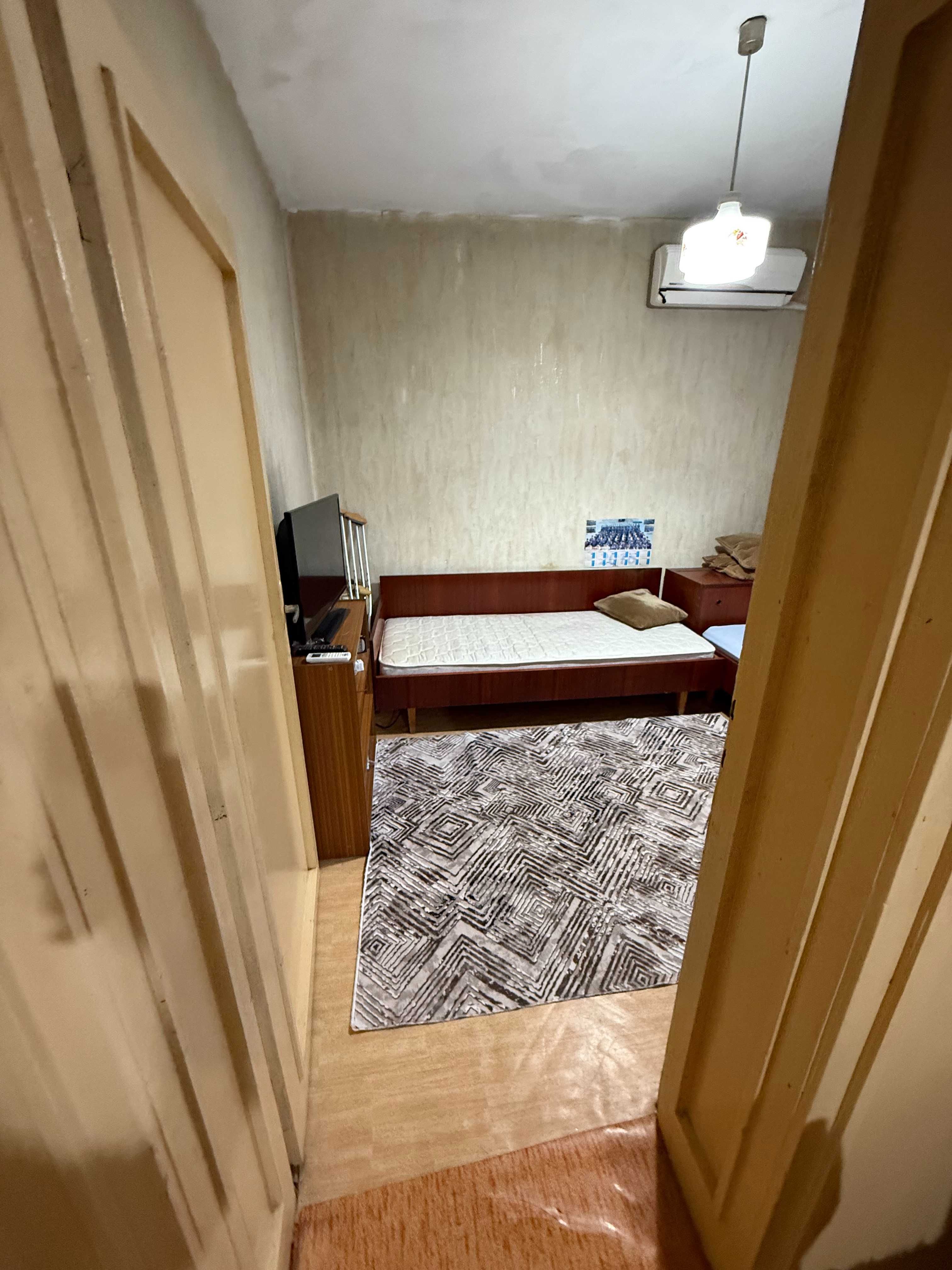 Къща 140 кв.м с двор 24 кв.м, 2 етажа, Асеновград, кв. Жорж Махала
