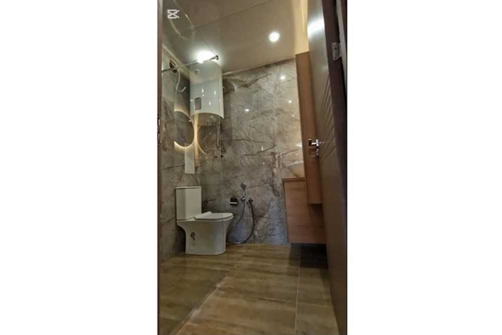 Луксозен апартамент под наем в центъра на Варна