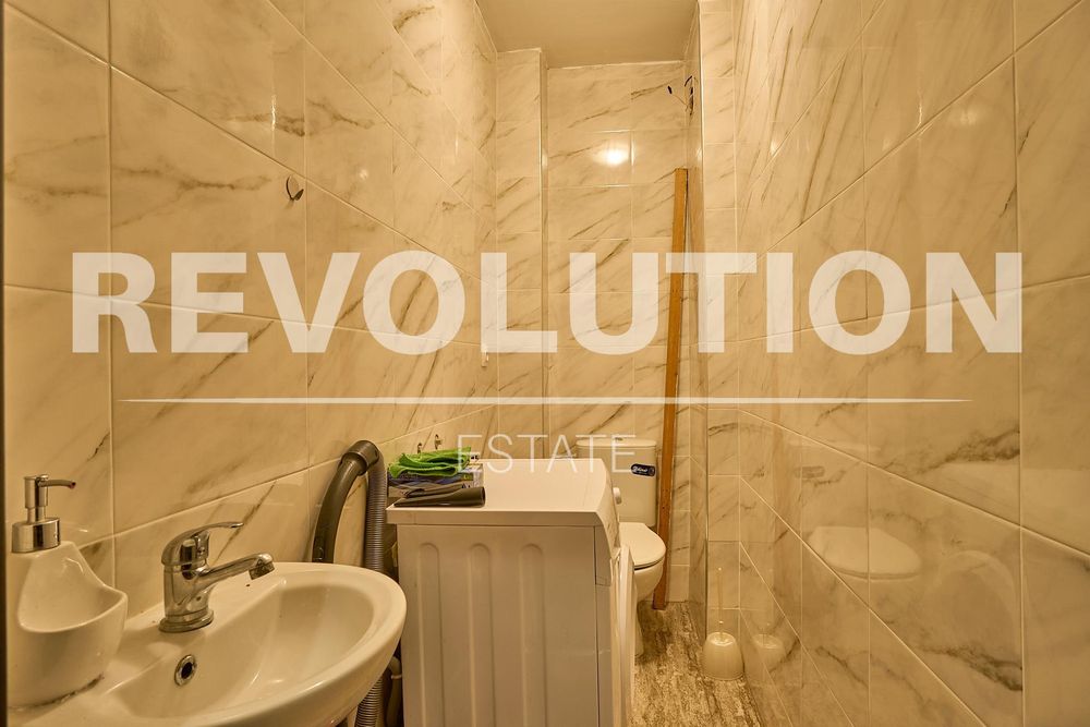 Дава се под наем Тристаен апартамент в Пловдив, Южен - 97 кв.м за 447.78 € - Снимка #8