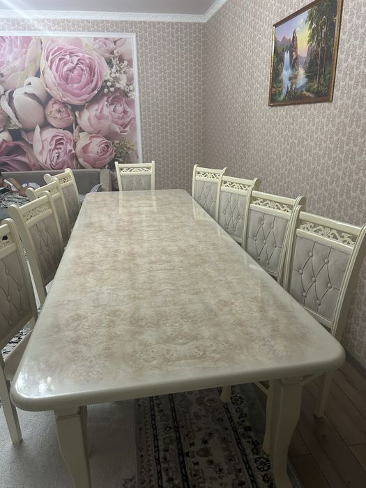 Продам стол со стульями