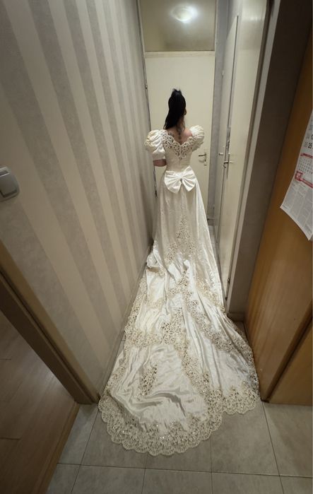 Лукс за бъдеща булка – бутикова булчинска рокля от Германия