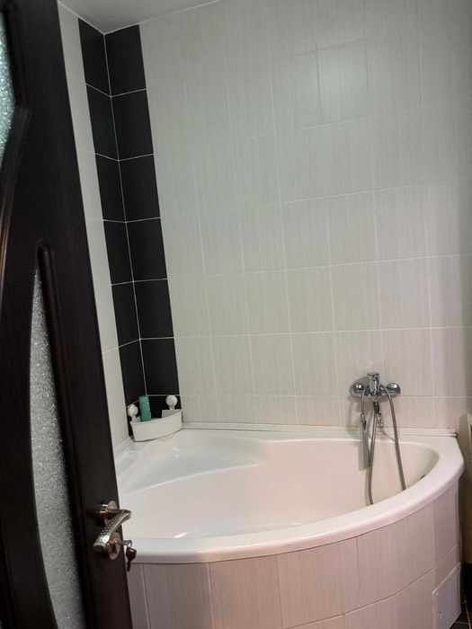 Garsoniera de inchiriat zona Militari Residence