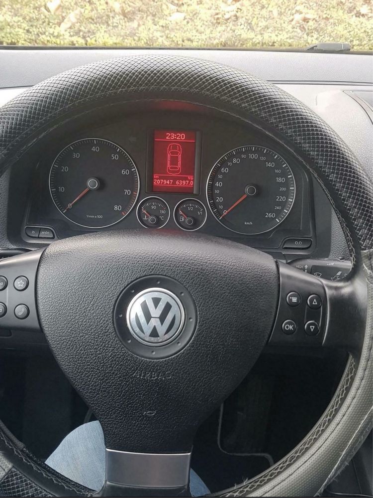 Volkswagen Jetta 1.4 TSI DSG