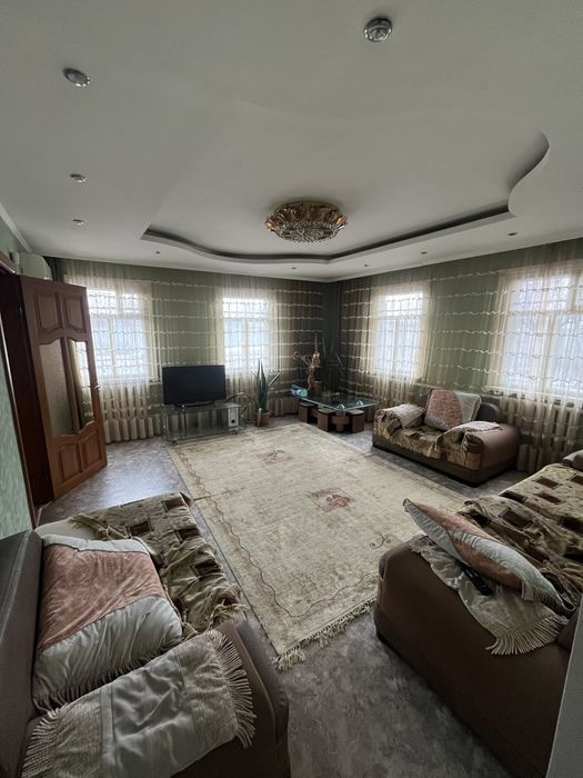 Слам в аренду 3х комн. дом на доительный срок.