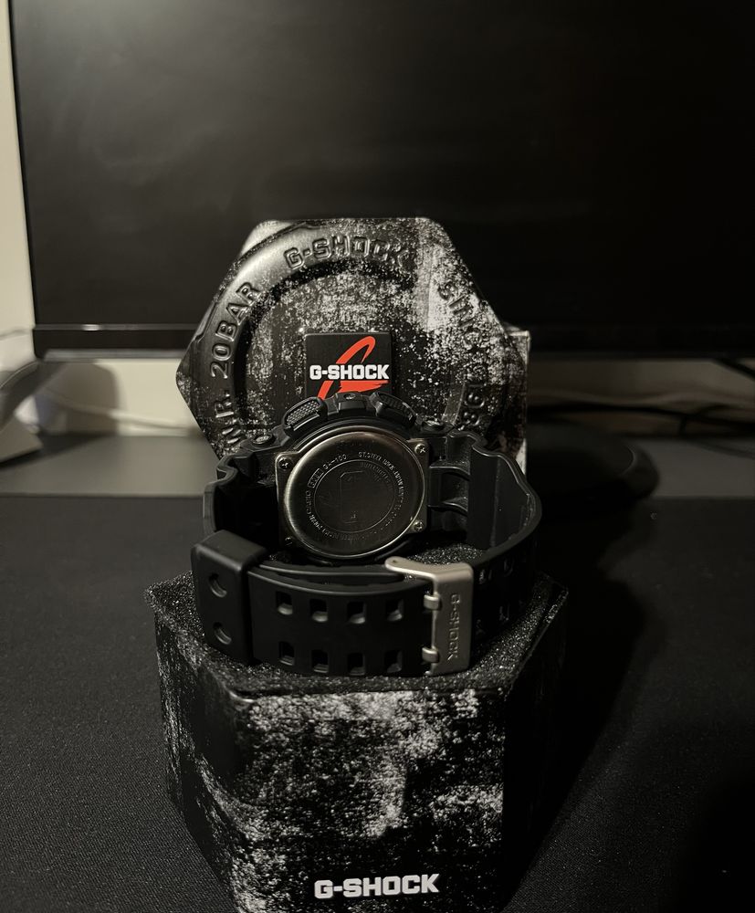 Часовник Casio G-Shock GA-100