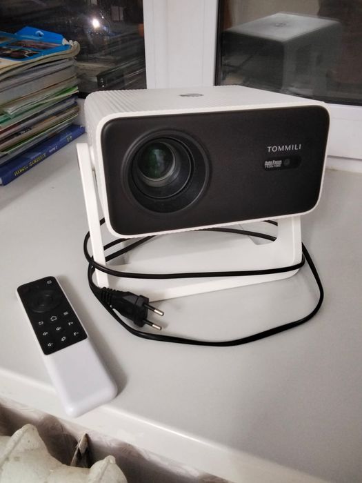 Проектор tommili Lumix hd